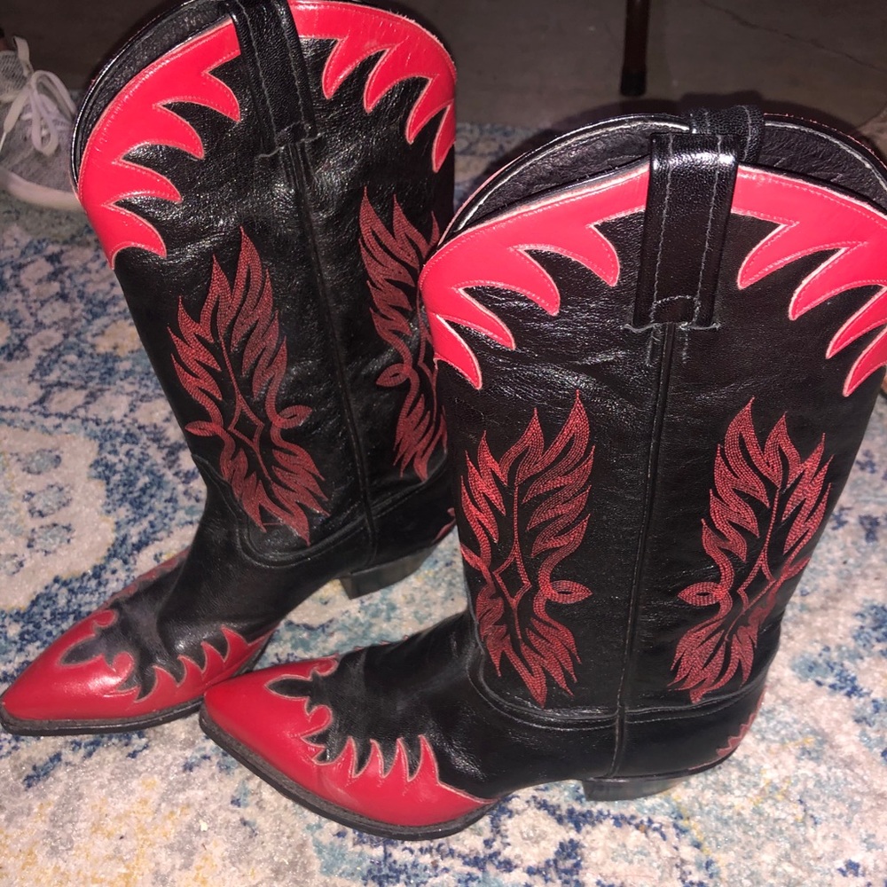 Tony Lama cowgirl boots